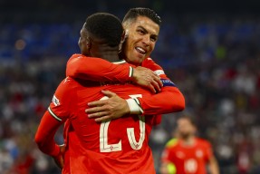 今年会娱乐官网-葡萄牙豪取四连胜，提前进入淘汰赛