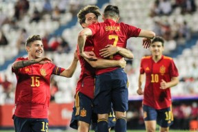 今年会娱乐官网-荷兰主场大胜挪威，轻松拿下关键三分(荷兰主场大胜挪威,轻松拿下关键三分球)