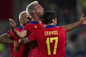 今年会体育网站-罗马尼亚不敌对手，出线希望几乎破灭